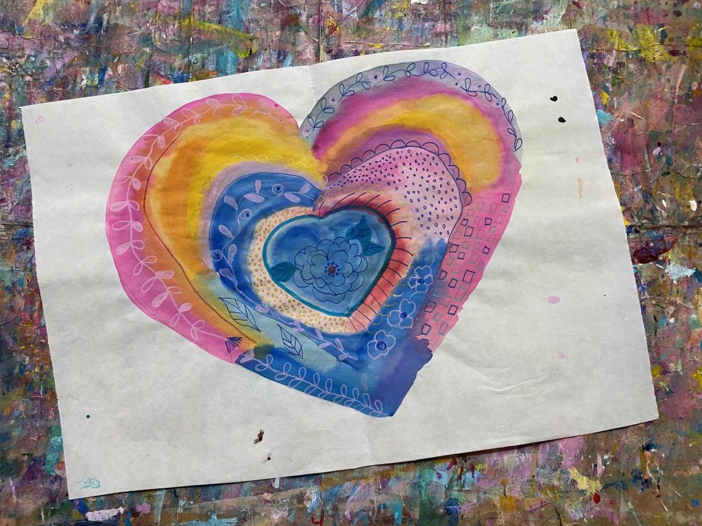 Paint a Colorful Abstract Heart: Inspired by&nbsp;EttaVee